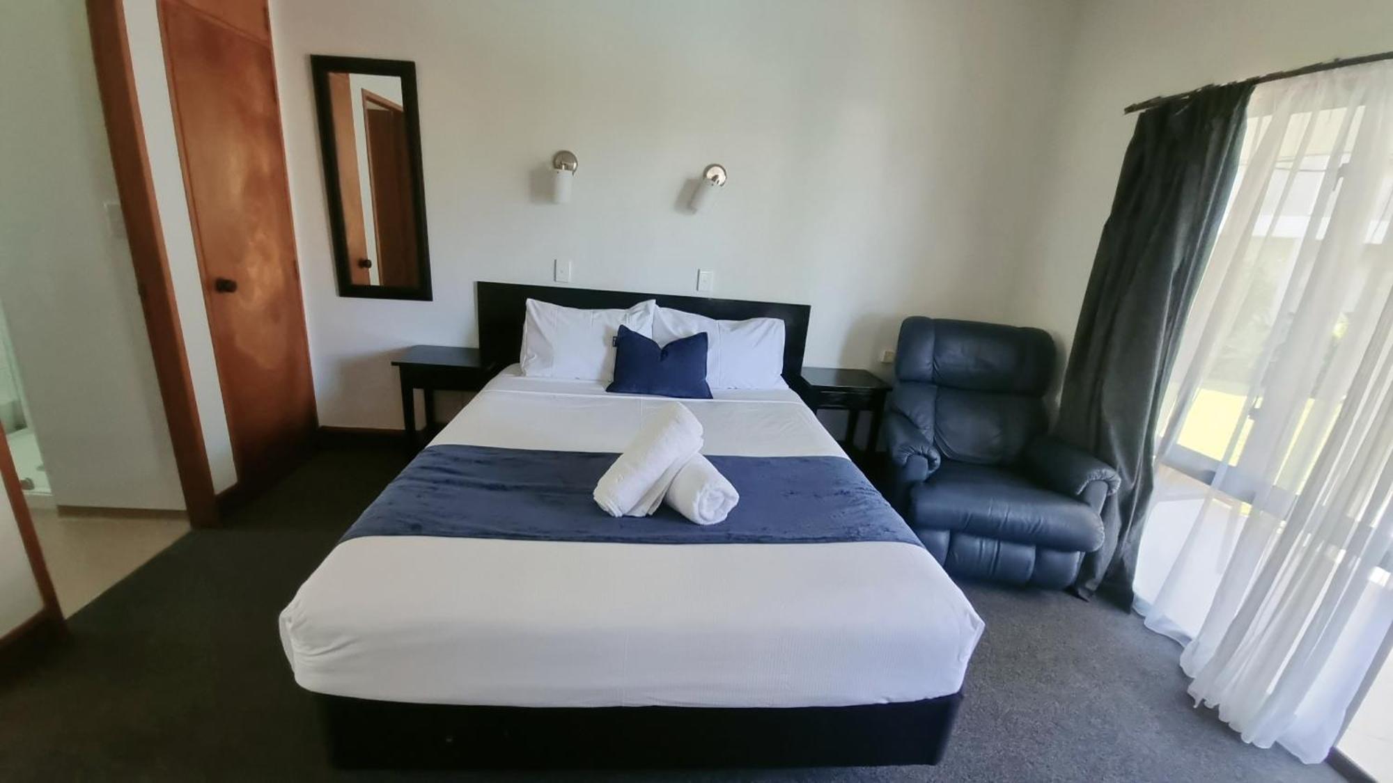 تاورانجا Summit Motor Lodge المظهر الخارجي الصورة